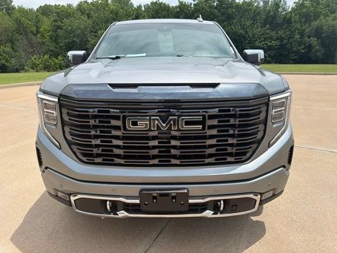Used 2023 GMC Sierra 1500 Denali Ultimate AWD/4WD image 8