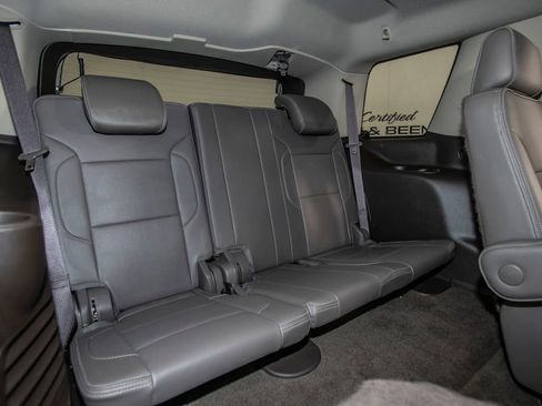 Used 2017 GMC Yukon Denali w/ Open Road Package AWD/4WD image 17