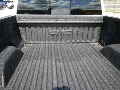 New 2026 GMC Sierra 1500 AT4 w/ AT4 Premium Package AWD/4WD image 9