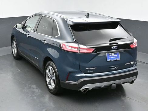 Certified 2019 Ford Edge Titanium w/ Cold Weather Package AWD/4WD image 46