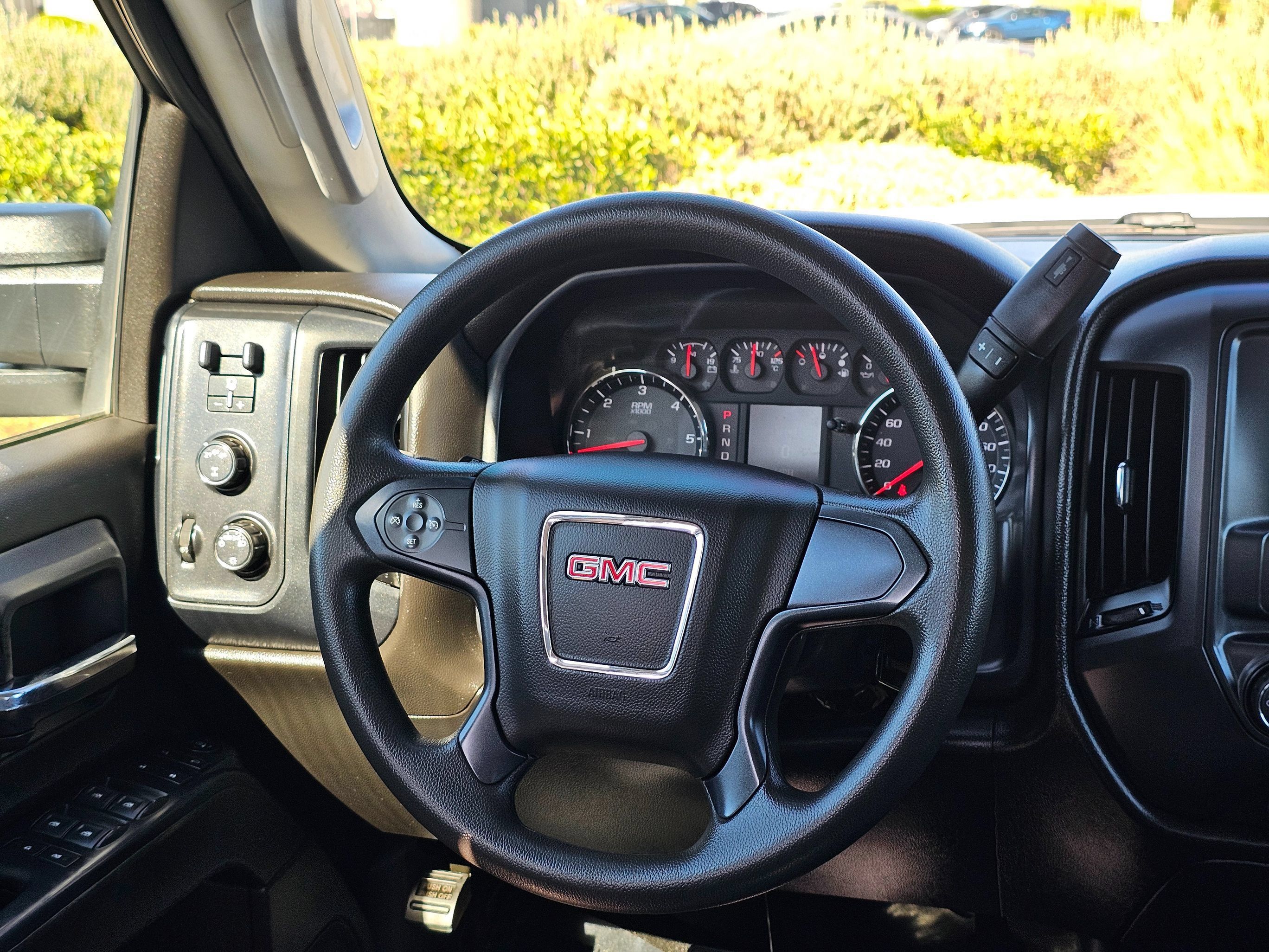 Used 2018 GMC Sierra 3500 4x4 Crew Cab image 23