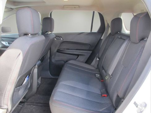 Used 2016 GMC Terrain SLE FWD image 17
