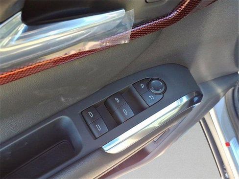 New 2026 Chevrolet Traverse Z71 w/ Driver Confidence Package image 18