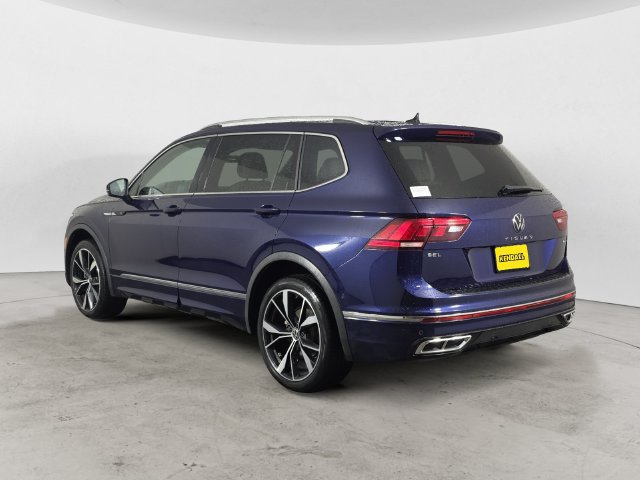 Used 2023 Volkswagen Tiguan SEL R-Line AWD/4WD image 7