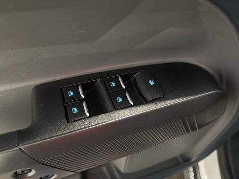 Used 2025 Ford Maverick XL image 10