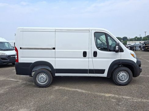 New 2025 RAM ProMaster 1500 w/ Power Group image 9