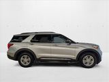 Used 2021 Ford Explorer XLT w/ Equipment Group 202A image 4