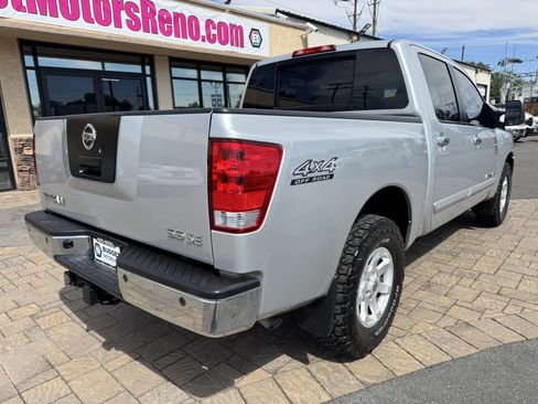 Used 2007 Nissan Titan SE AWD/4WD image 2