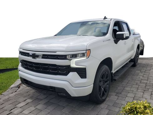 Used 2024 Chevrolet Silverado 1500 RST w/ Convenience Package II AWD/4WD image 3