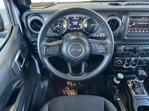 Used 2023 Jeep Wrangler Unlimited AWD/4WD image 13