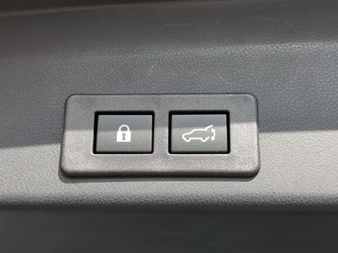 Certified 2026 Subaru Ascent Limited image 10