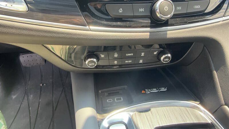Used 2022 Buick Enclave Essence w/ Experience Buick Package AWD/4WD image 22
