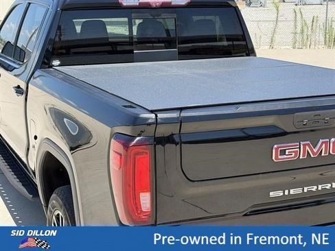 Certified 2021 GMC Sierra 1500 AT4 w/ AT4 Premium Package AWD/4WD image 5