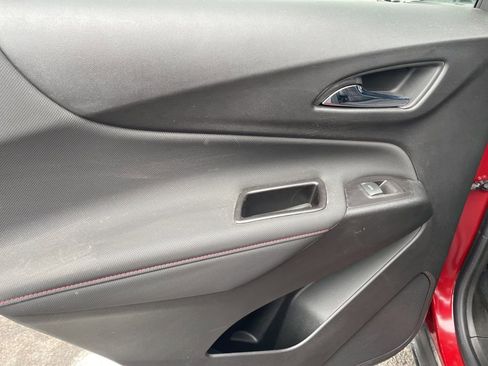 Used 2022 Chevrolet Equinox RS image 22