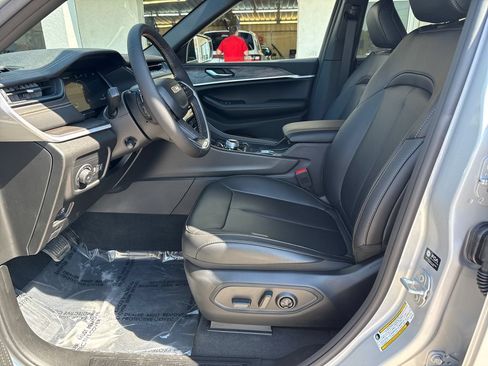 New 2026 Jeep Grand Cherokee Limited AWD/4WD image 9