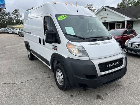 Used 2019 RAM ProMaster 2500 w/ Interior Convenience Group image 3