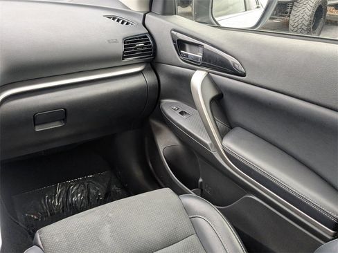 Used 2024 Mitsubishi Eclipse Cross SE image 19