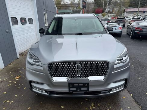 Used 2020 Lincoln Aviator Reserve w/ Equipment Group 202A image 2