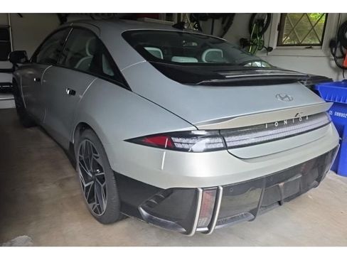 Used 2023 Hyundai Ioniq 6 Limited AWD/4WD image 3
