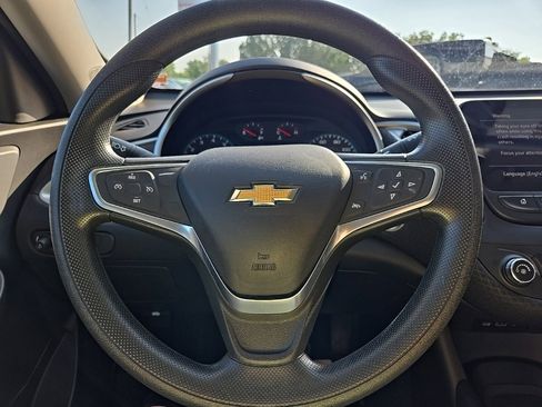 Used 2022 Chevrolet Malibu LS image 35