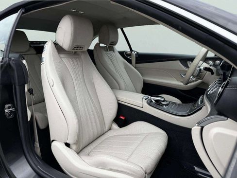 Used 2023 Mercedes-Benz E 450 4MATIC Cabriolet image 38