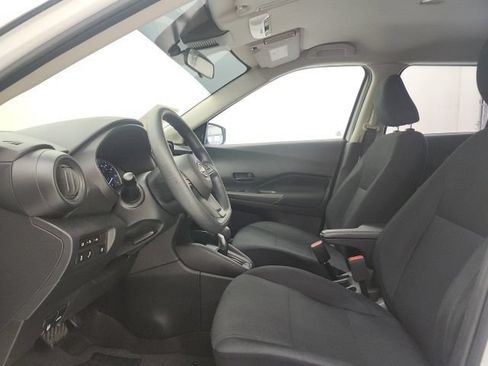 Used 2024 Nissan Kicks S FWD image 13