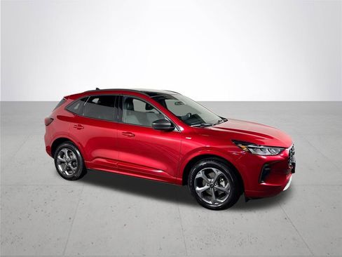 Used 2023 Ford Escape ST-Line w/ Tech Pack #1 image 4