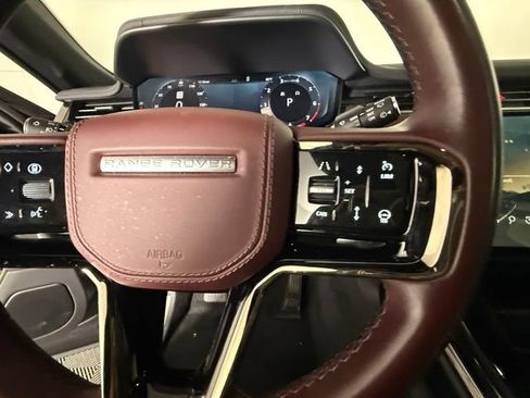 Used 2025 Land Rover Range Rover Sport Dynamic SE AWD/4WD image 18