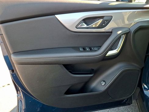 Used 2023 Chevrolet Blazer LT w/ Convenience Package image 12