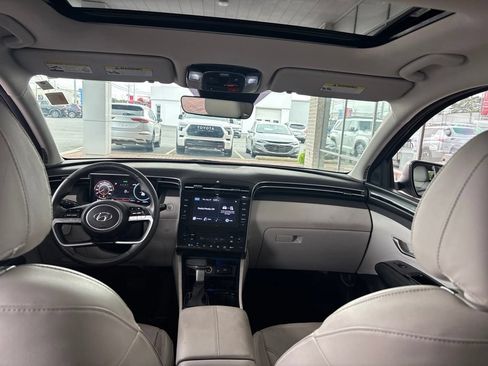 Used 2022 Hyundai Tucson SEL w/ Convenience + Premium Package FWD image 14