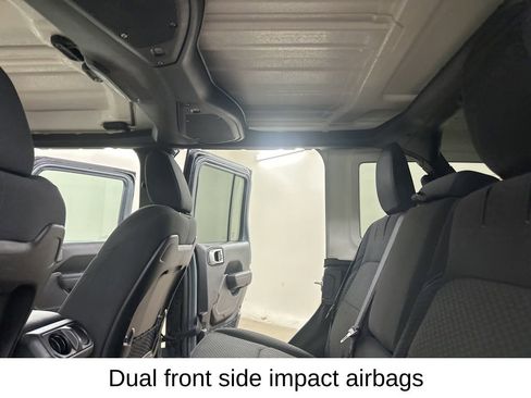 Used 2025 Jeep Wrangler Unlimited Rubicon 4xe w/ Convenience Group AWD/4WD image 29