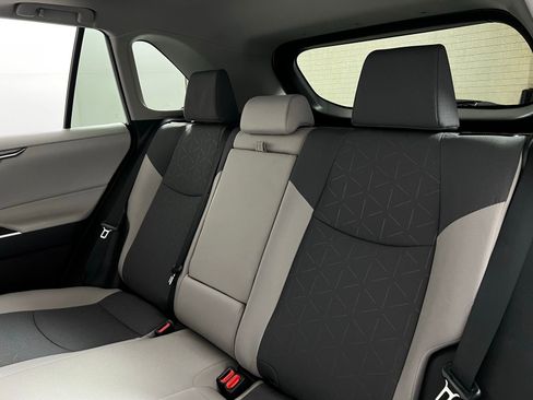 Certified 2025 Toyota RAV4 XLE image 24