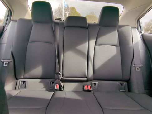 Used 2022 Toyota Corolla LE image 22