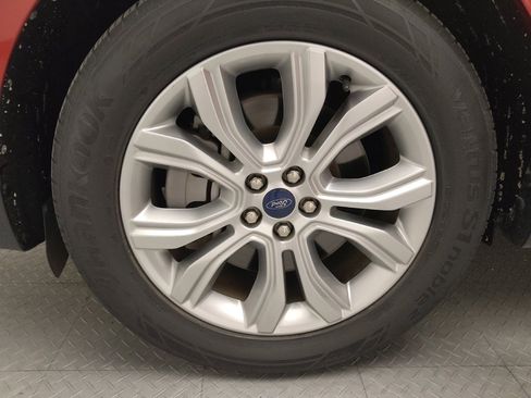 Used 2022 Ford Edge Titanium image 31