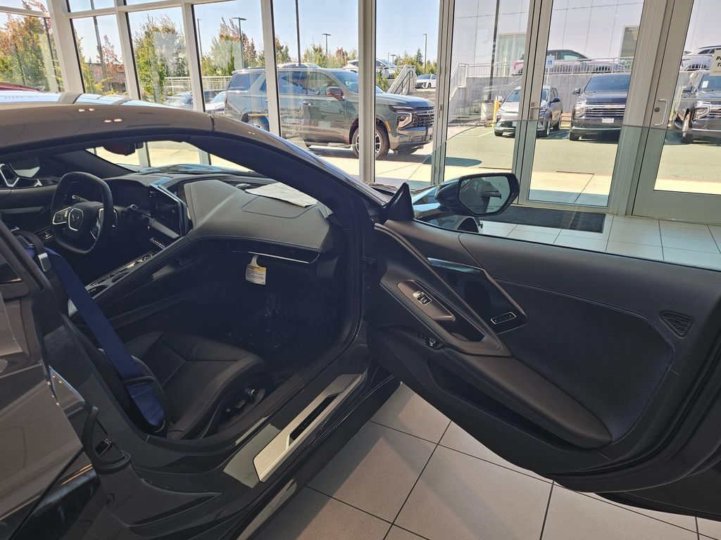 New 2027 Chevrolet Corvette Stingray Coupe w/ Z51 Performance Package RWD image 13