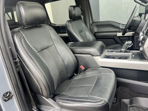 Used 2019 Ford F150 Lariat w/ Equipment Group 502A Luxury image 11