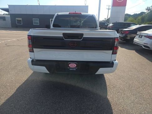 Used 2026 Nissan Frontier PRO-4X AWD/4WD image 6