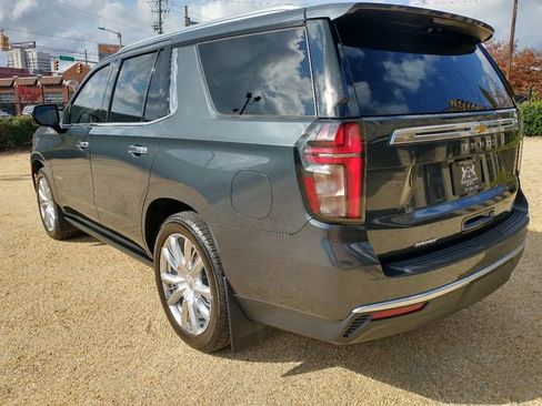 Used 2021 Chevrolet Tahoe High Country image 11