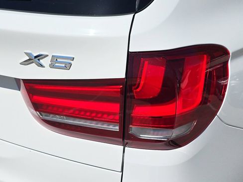 Used 2017 BMW X5 xDrive35d AWD/4WD image 38