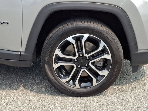 Used 2023 Jeep Compass Limited AWD/4WD image 8