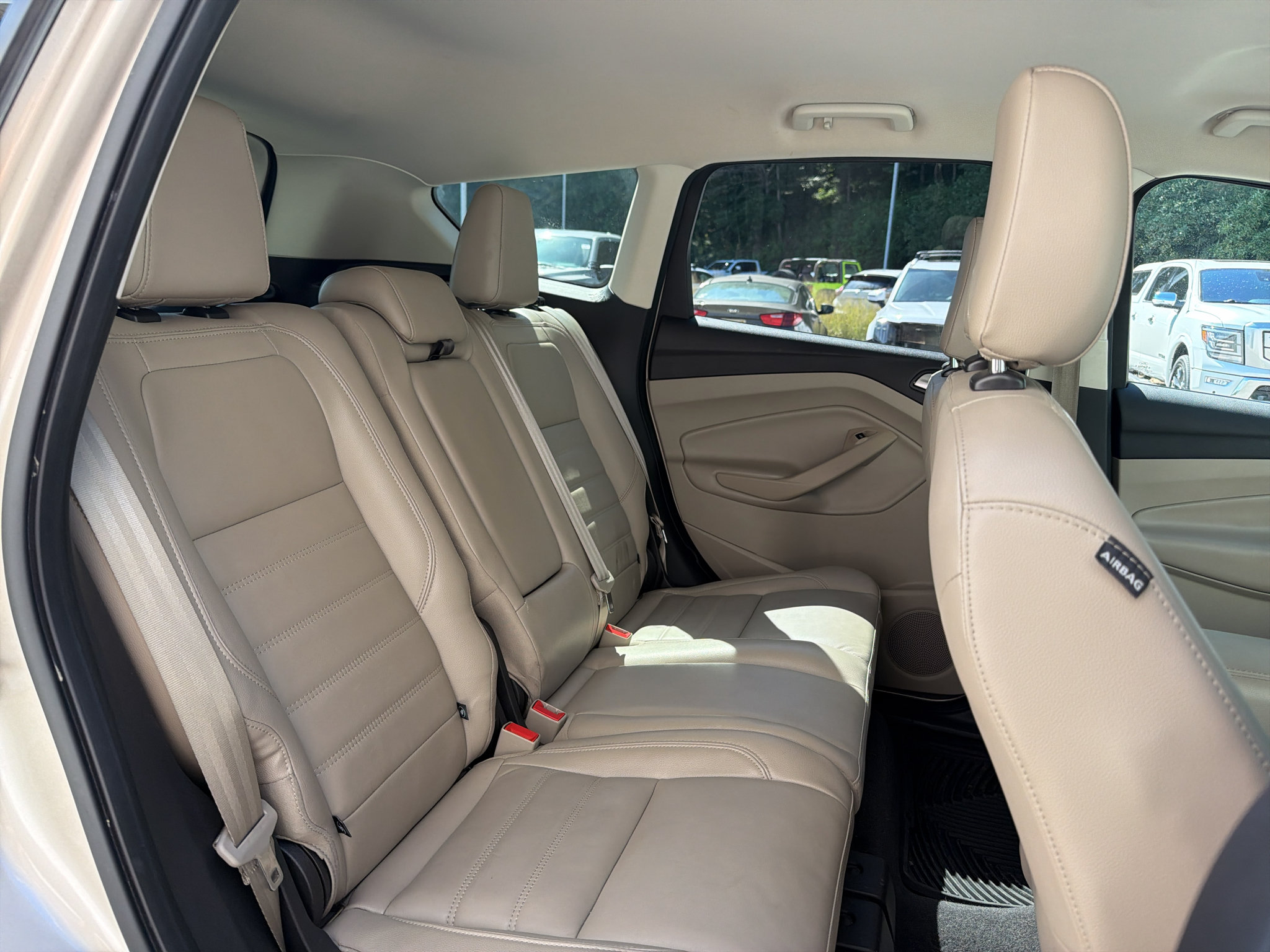 Used 2018 Ford Escape SEL FWD image 17