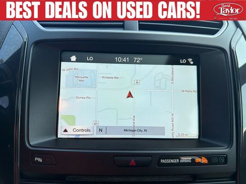 Used 2018 Ford Explorer XLT w/ Equipment Group 202A FWD image 15