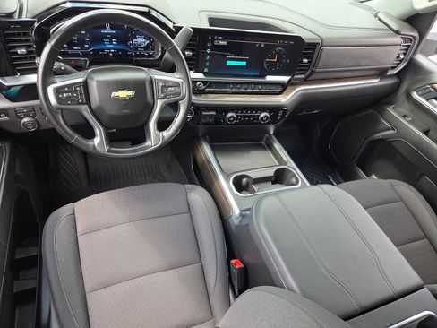 Used 2025 Chevrolet Silverado 2500 LT AWD/4WD image 6