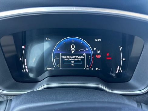 Used 2025 Toyota Corolla Cross XLE w/ Convenience Package FWD image 16