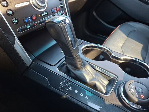 Used 2016 Ford Explorer Sport w/ Equipment Group 401A image 15