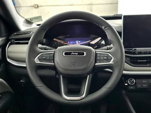 New 2026 Jeep Compass Limited AWD/4WD image 19