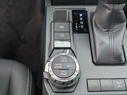 Used 2024 Toyota Tacoma TRD Off-Road image 22