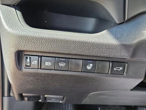 Used 2025 Toyota RAV4 XLE Premium image 11