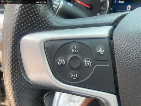 Used 2021 GMC Acadia SLE w/ Elevation Edition image 21