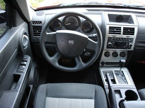 Used 2010 Dodge Nitro SE w/ Popular Equipment Group image 16